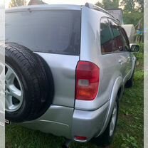Toyota RAV4 2.0 AT, 2003, 245 000 км